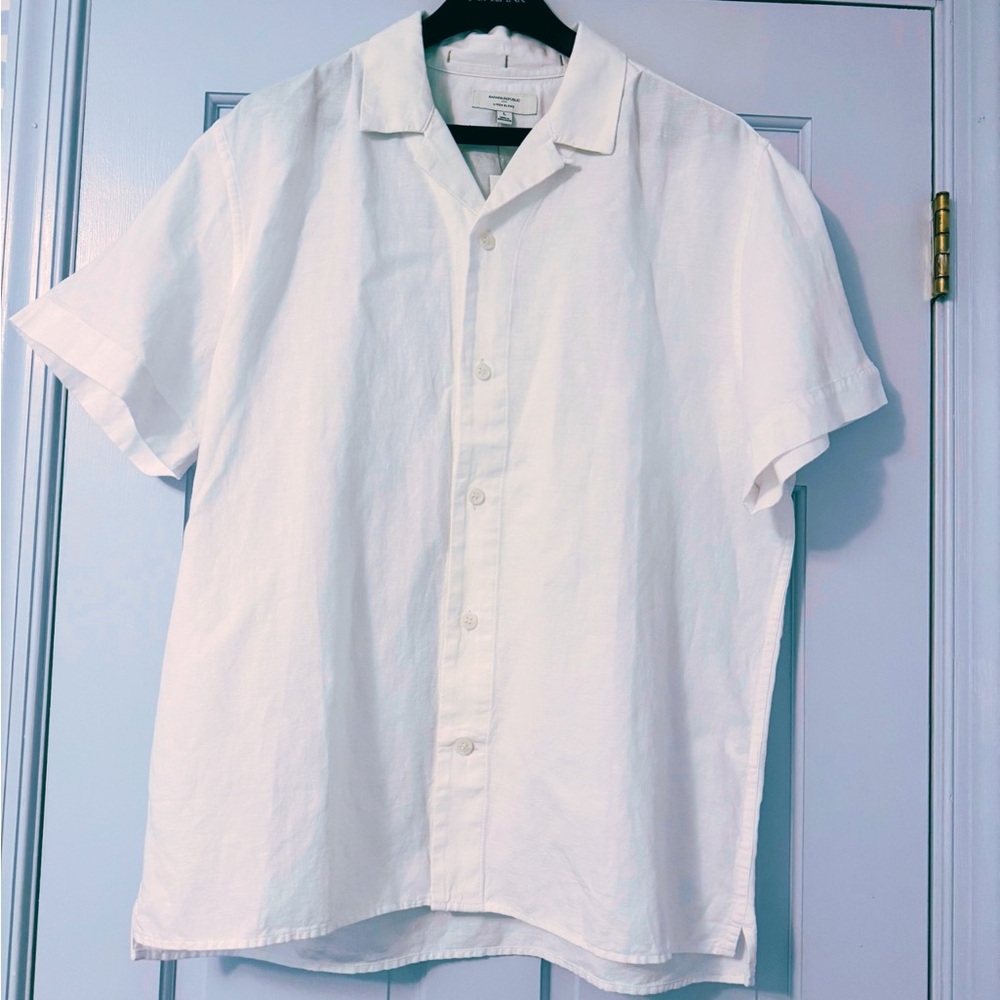 Banana Republic Large Men’s White Linen Blend Casual Button Down Shirt